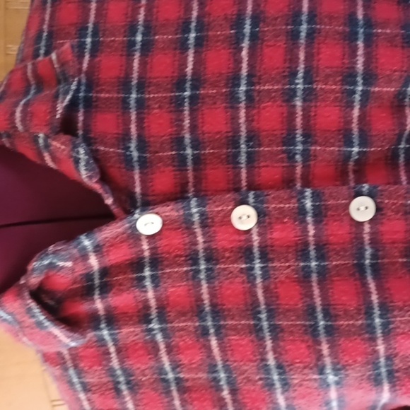 TULIP Plaid Flannel Button Down Shirt Or Shacket - Picture 2 of 11